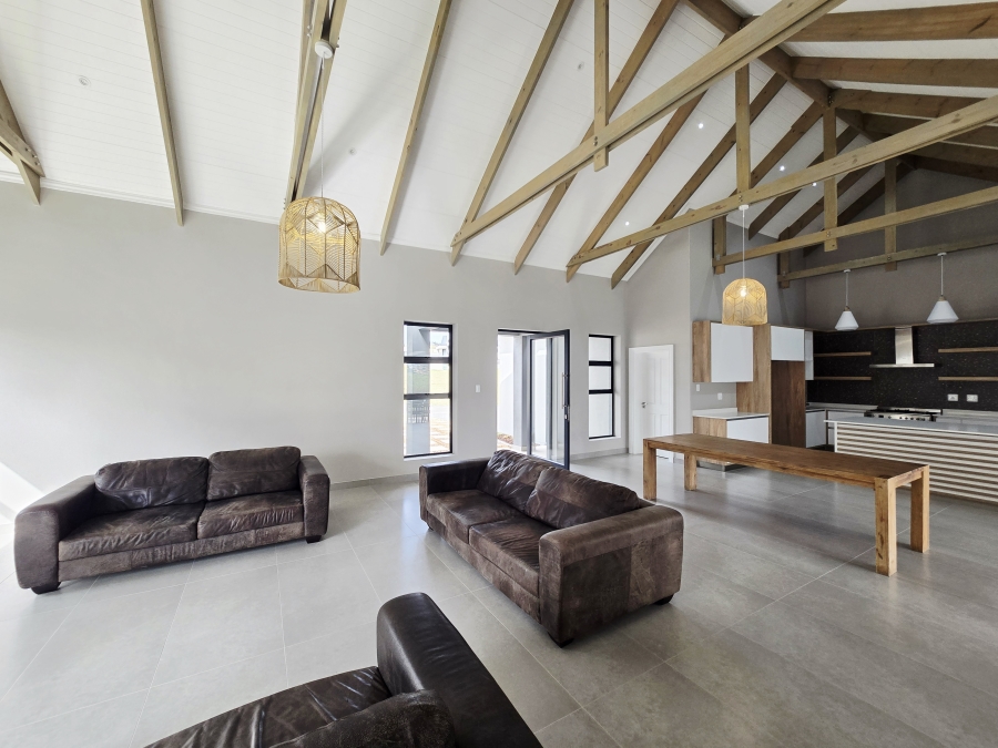 3 Bedroom Property for Sale in Kingswood Golf Estate Western Cape